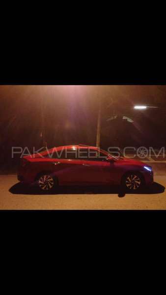 Honda Civic - 2016  Honda Civic - 2016  Image-3