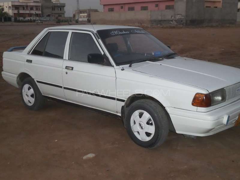 Nissan sunny 1989