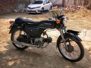 Honda CD 70 - 1982