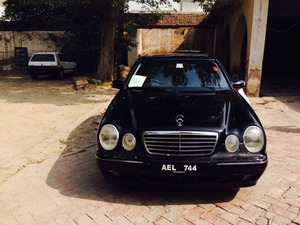 مرسڈیز بینز ای کلاس - 2000