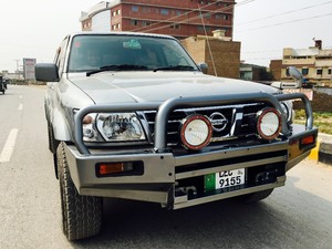 Nissan Safari - 2004