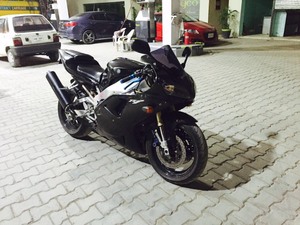 یاماہا YZF-R1 - 2001