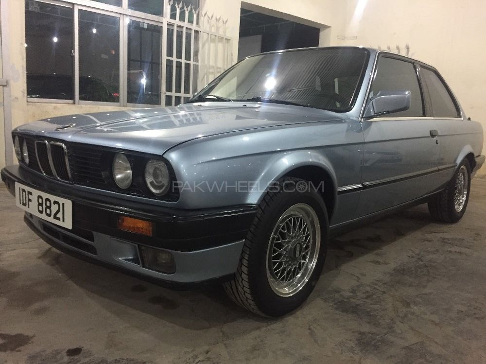 BMW M Series - 1991  Image-1