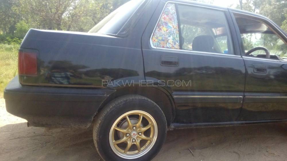 ہونڈا سوک - 1985  ہونڈا سوک - 1985  Image-9