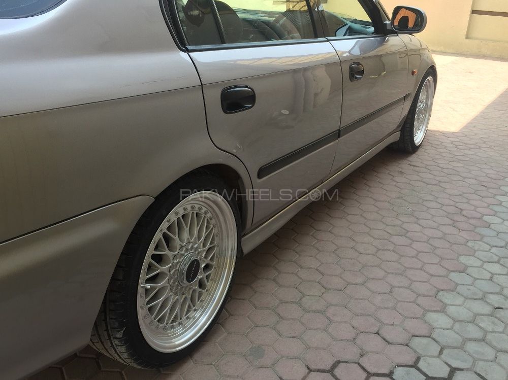 Honda Civic - 2000  Honda Civic - 2000  Image-2