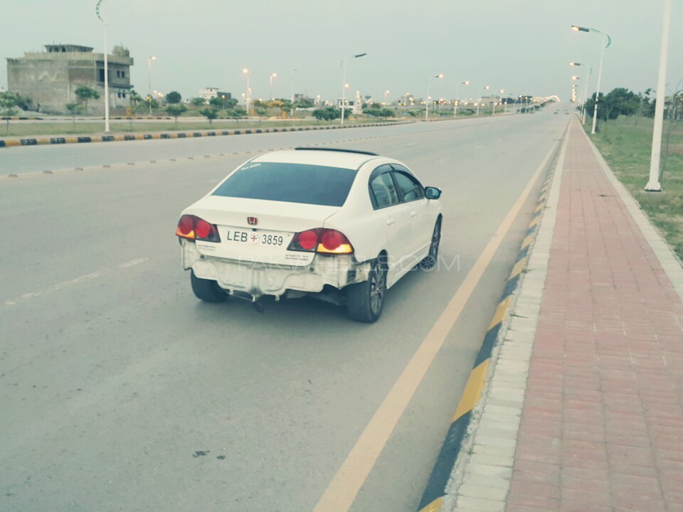 Honda Civic - 2009  Honda Civic - 2009  Image-4