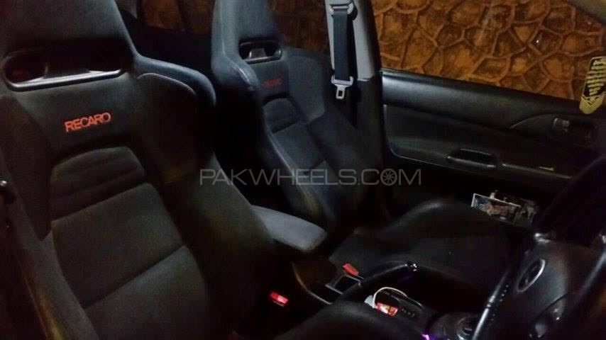 Mitsubishi Lancer Evolution X - 2005  Mitsubishi Lancer Evolution X - 2005  Image-9