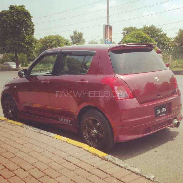 Suzuki Swift - 2010  Suzuki Swift - 2010  Image-7