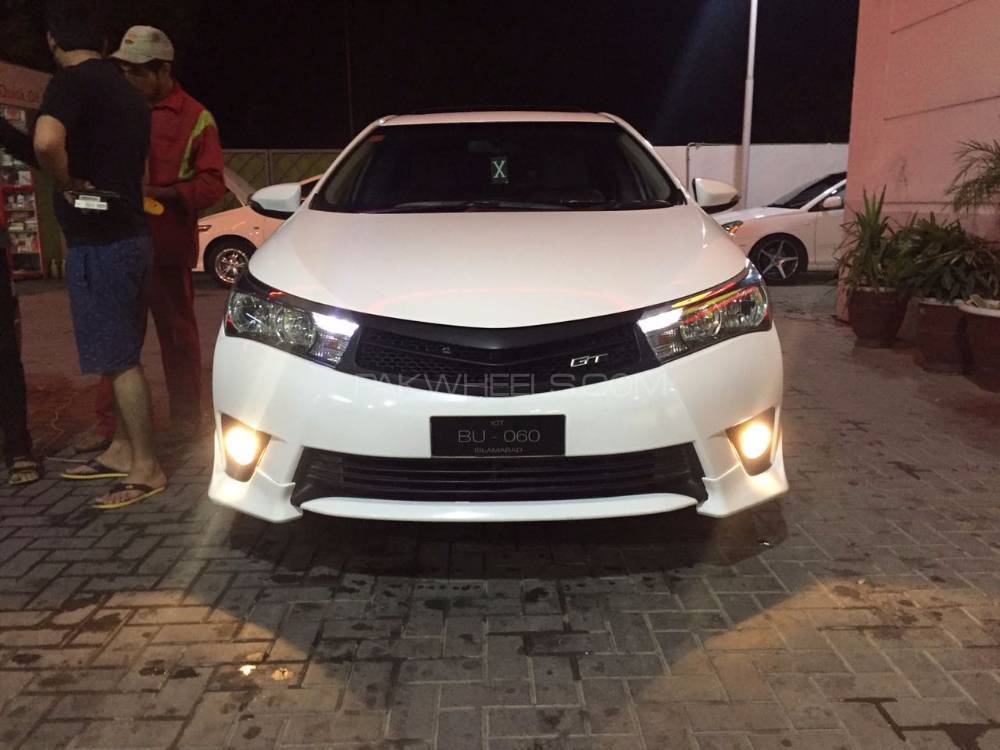 Toyota Corolla - 2016  Toyota Corolla - 2016  Image-2