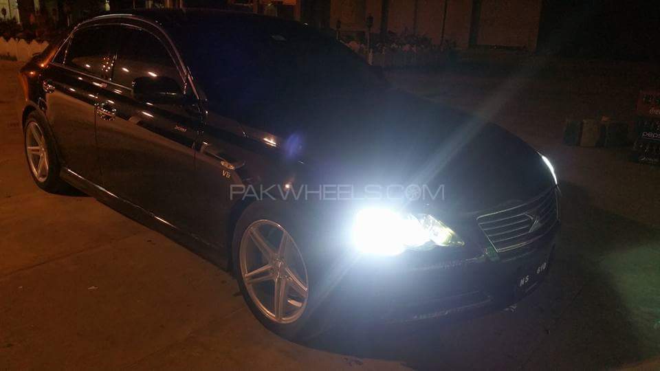 Toyota Mark X - 2005  Toyota Mark X - 2005  Image-4