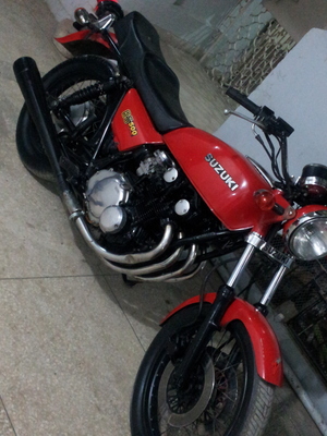 Suzuki GS500E - 1984