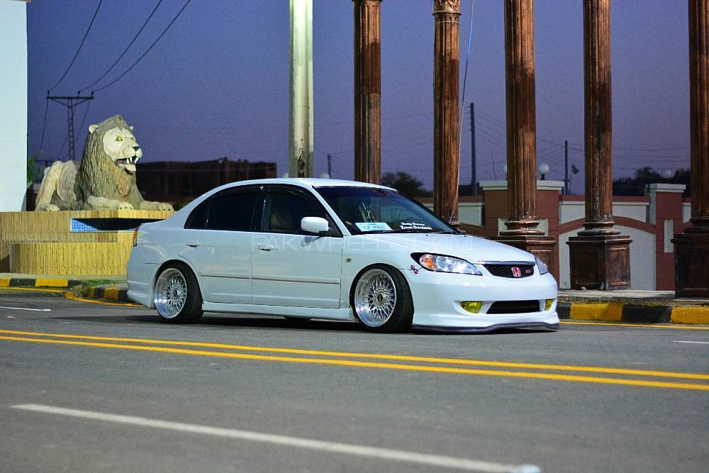 Honda Civic - 2004  Honda Civic - 2004  Image-3