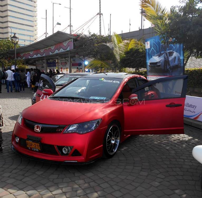 Honda Civic 2009 of 03042113646 - Member Ride 37550 | PakWheels