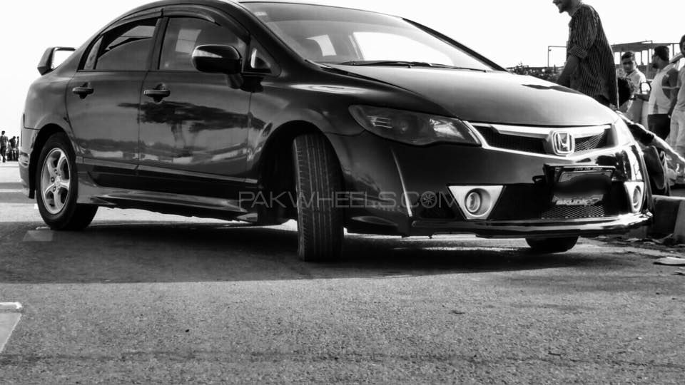 Honda Civic - 2011  Honda Civic - 2011  Image-5