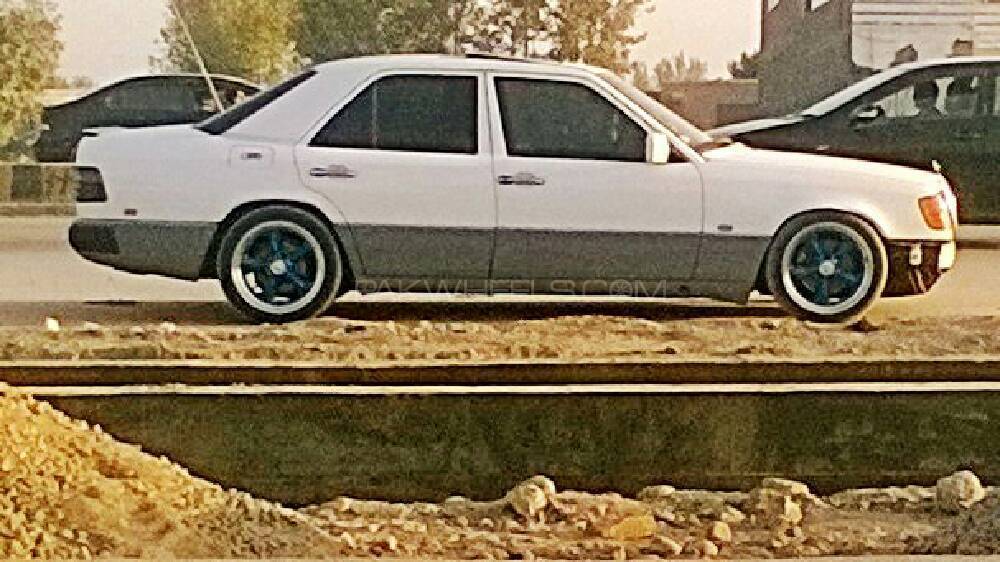 Mercedes Benz E Class - 1990 ARBAB Mercedes Benz E Class - 1990 ARBAB Image-18