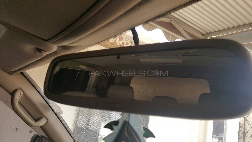 Toyota Land Cruiser - 2000  Toyota Land Cruiser - 2000  Image-5