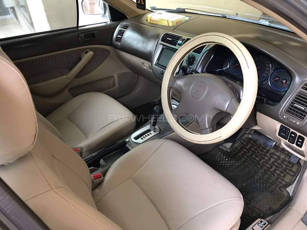 Honda Civic - 2005  Honda Civic - 2005  Image-2