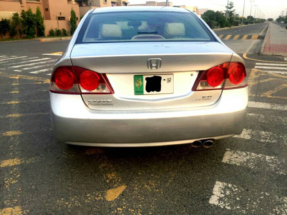 ہونڈا سوک - 2007  ہونڈا سوک - 2007  Image-4