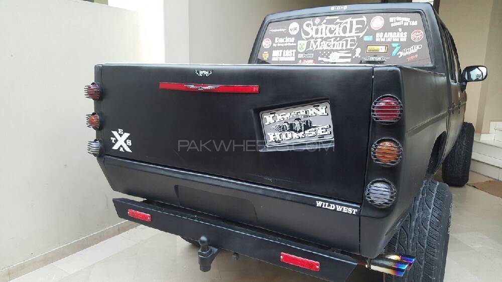 نسان پِک اپ - 1992 Suicide machine نسان پِک اپ - 1992 Suicide machine Image-2