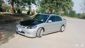 Honda Civic - 2004