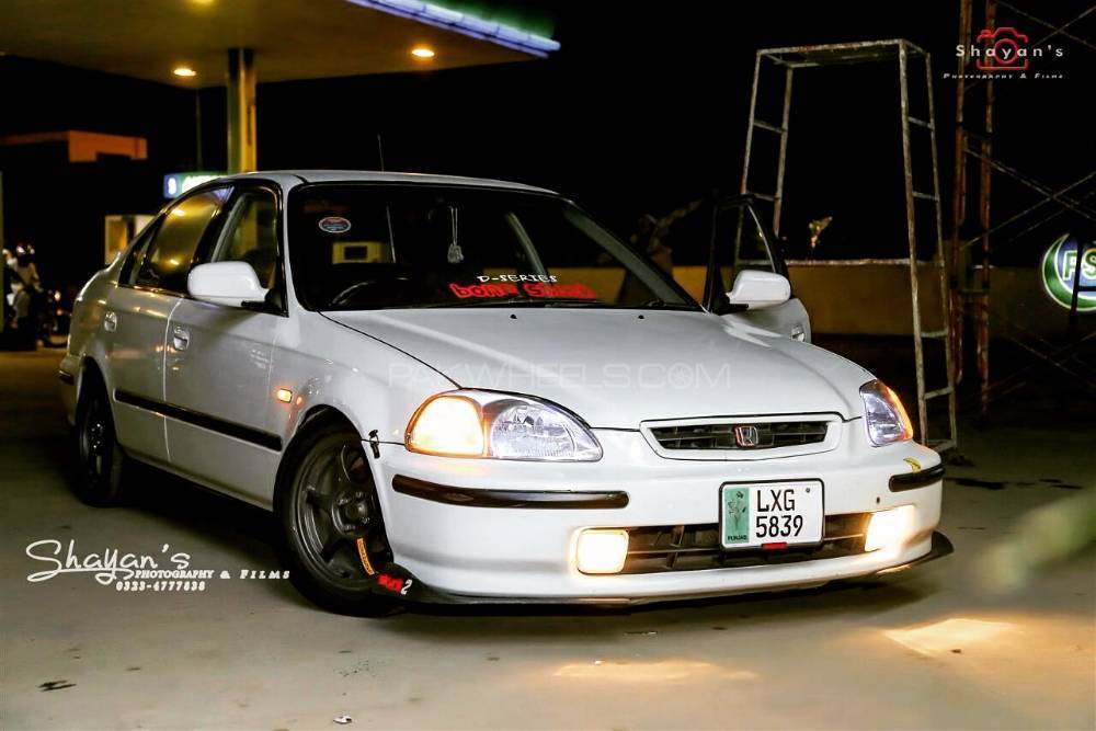 ہونڈا سوک - 1998  ہونڈا سوک - 1998  Image-2