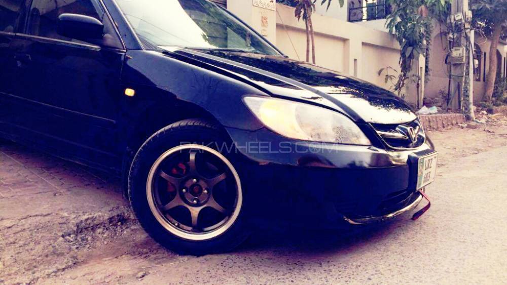 Honda Civic - 2005  Honda Civic - 2005  Image-3