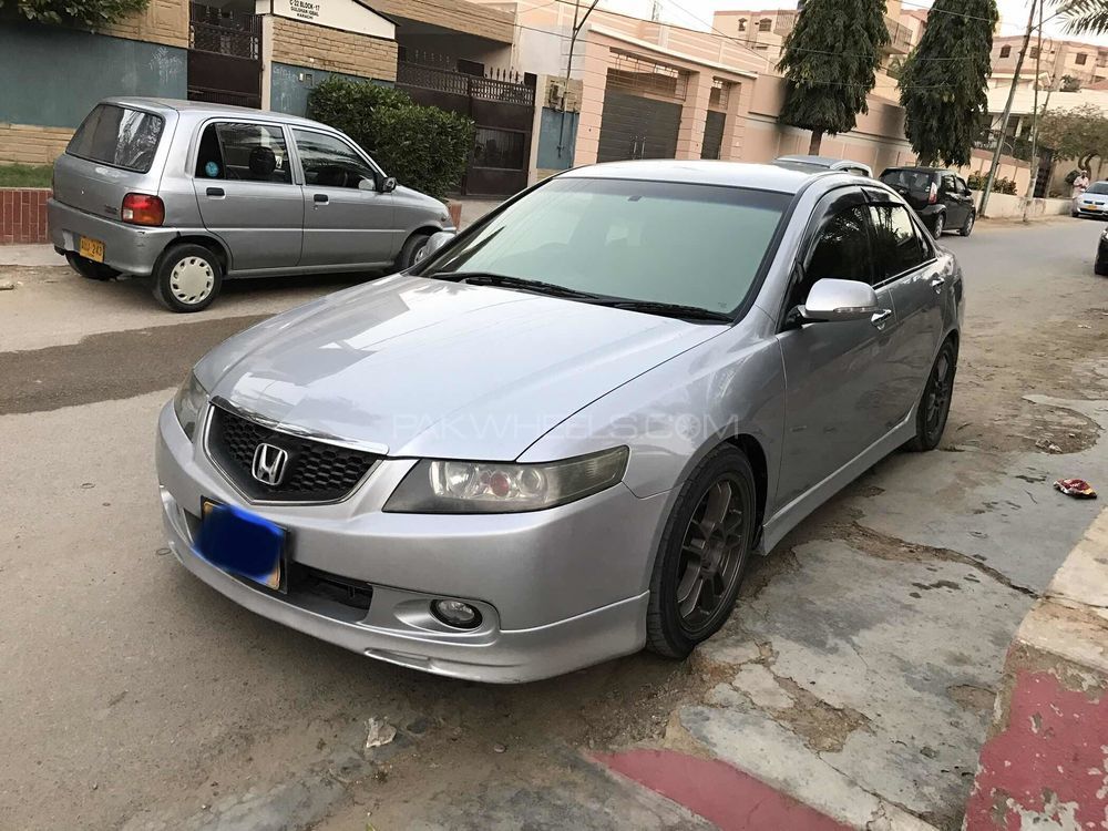 Honda Accord - 2003  Honda Accord - 2003  Image-2