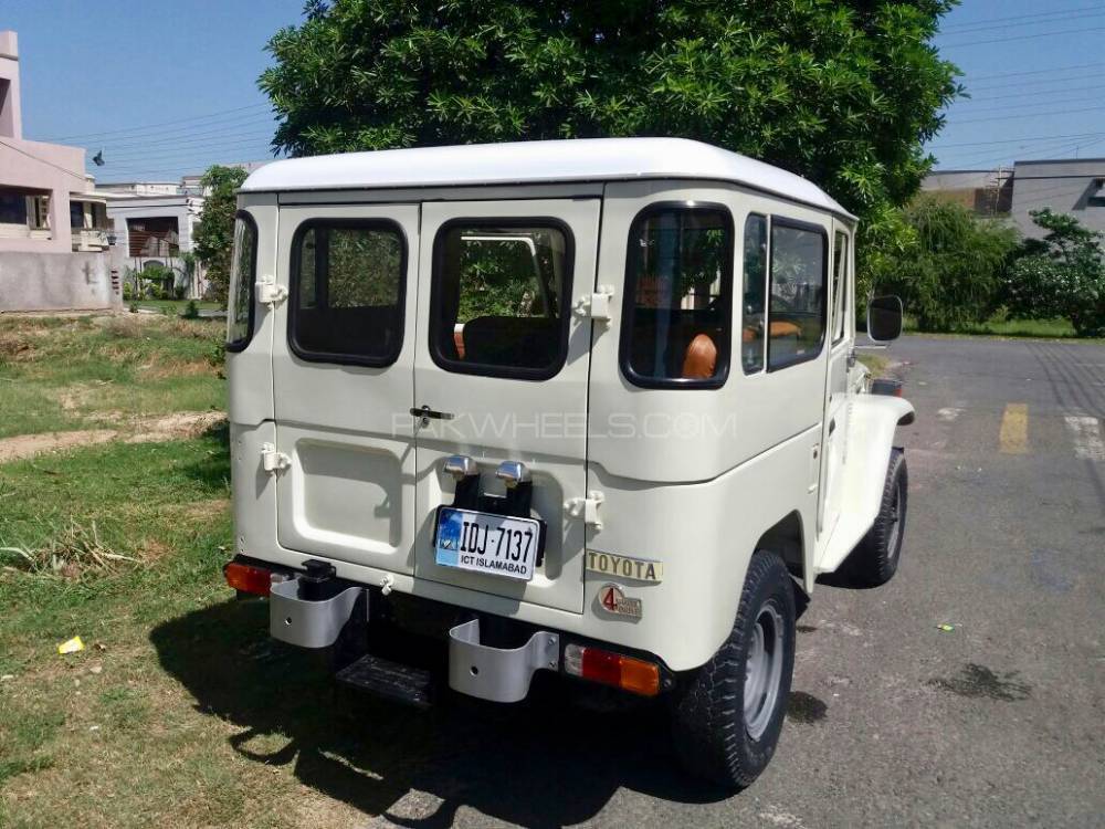 Toyota Land Cruiser - 1978  Toyota Land Cruiser - 1978  Image-3