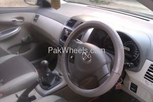 Toyota Corolla - 2010