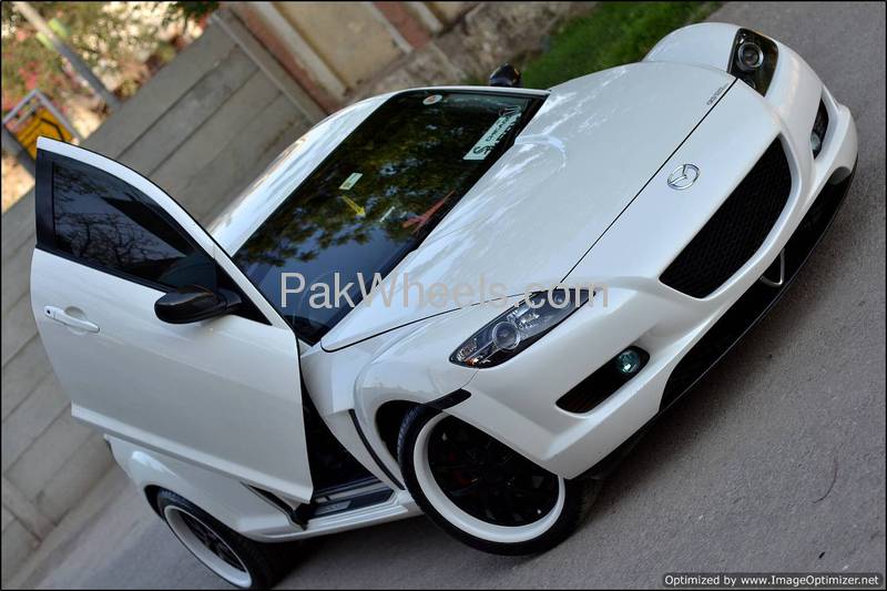 Mazda RX8 - 2004 White Hawk Mazda RX8 - 2004 White Hawk Image-4