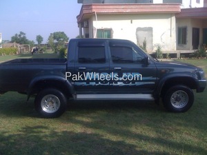 Toyota Hilux - 1995