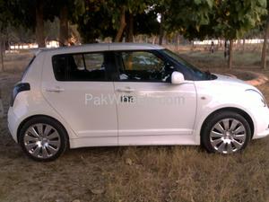 Suzuki Swift - 2010