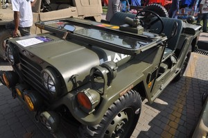 Jeep M 825 - 1976