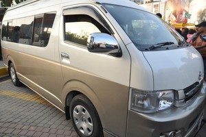 Toyota Hiace - 2012
