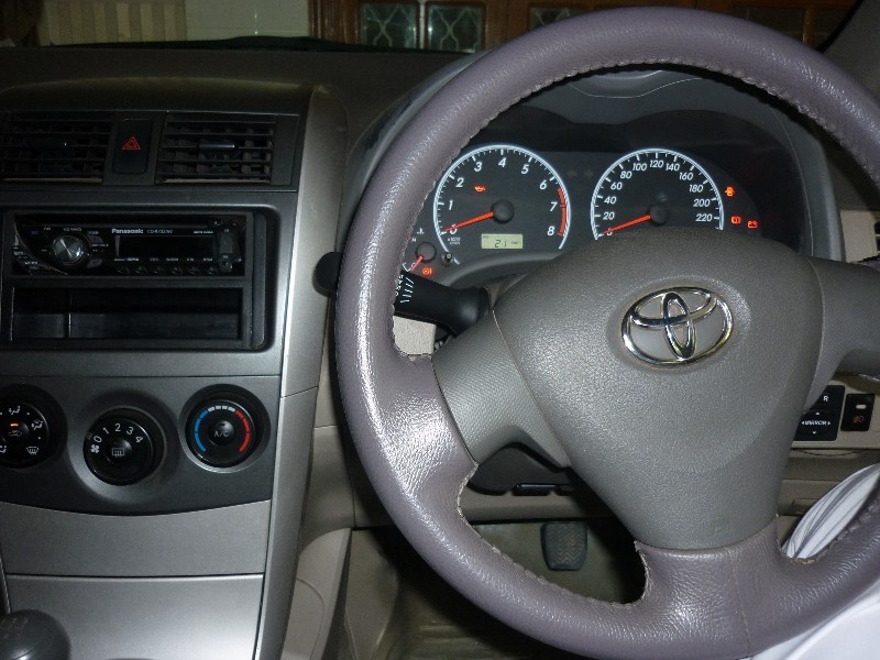Toyota Corolla - 2010 Rolla Image-1