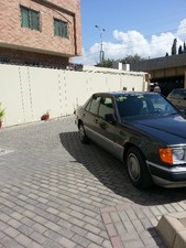مرسڈیز بینز ای کلاس - 1991