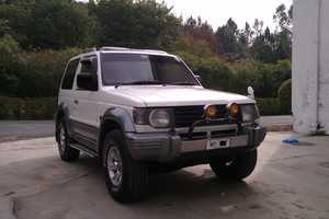 Mitsubishi Pajero - 1992
