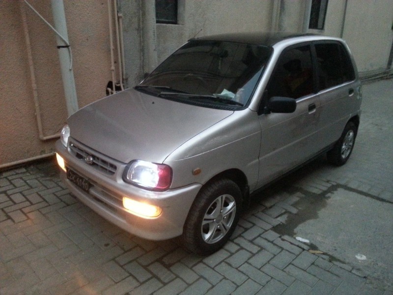 Daihatsu cuore 2004