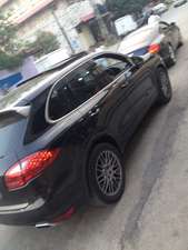 Porsche Cayenne - 2015