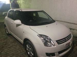 Suzuki Swift - 2015