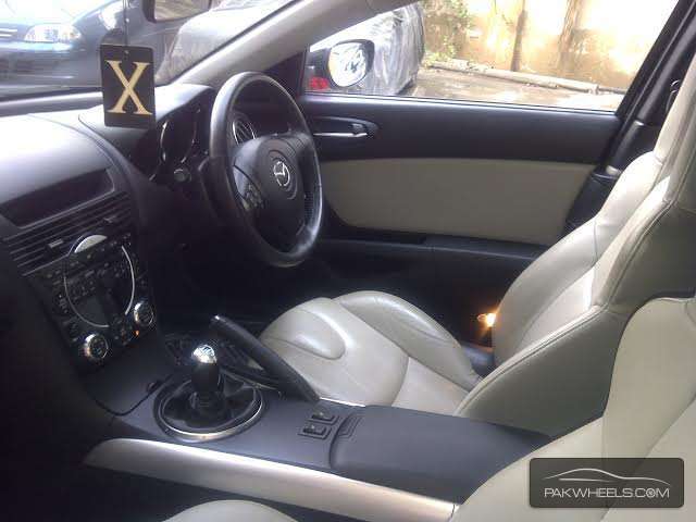 Mazda RX8 - 2008 Bat Car Mazda RX8 - 2008 Bat Car Image-5