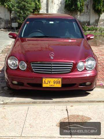 Mercedes Benz C Class - 2003 Merc Mercedes Benz C Class - 2003 Merc Image-2