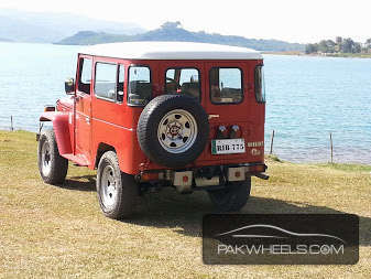 Toyota Land Cruiser - 1983 RED BULL Toyota Land Cruiser - 1983 RED BULL Image-6