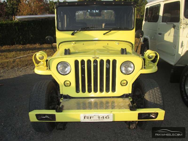 Willys M38 - 1942  Image-1