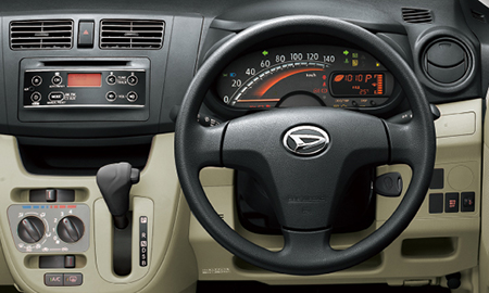 Daihatsu Move Interior 