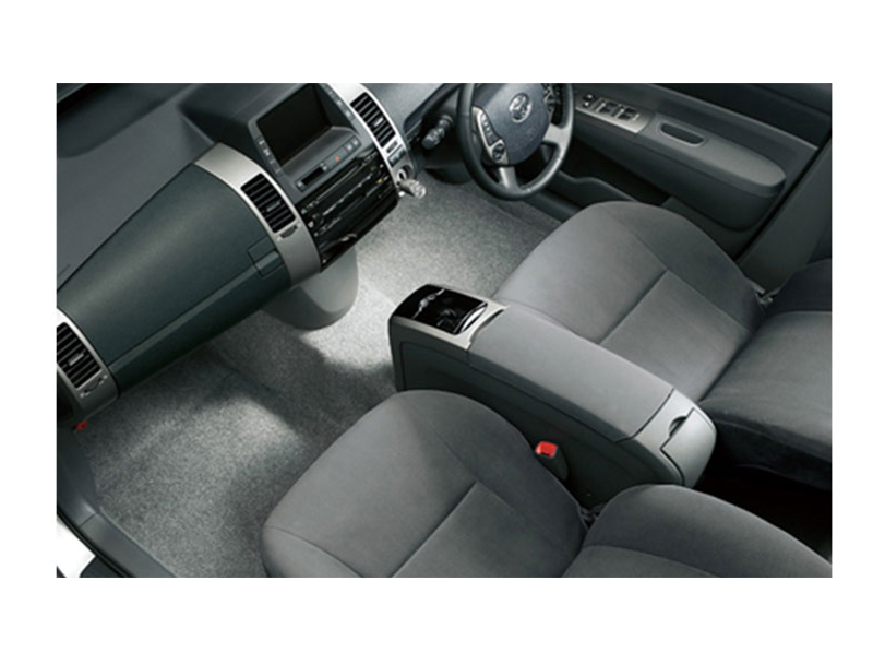 Toyota Prius 2nd Generation Interior Cabin