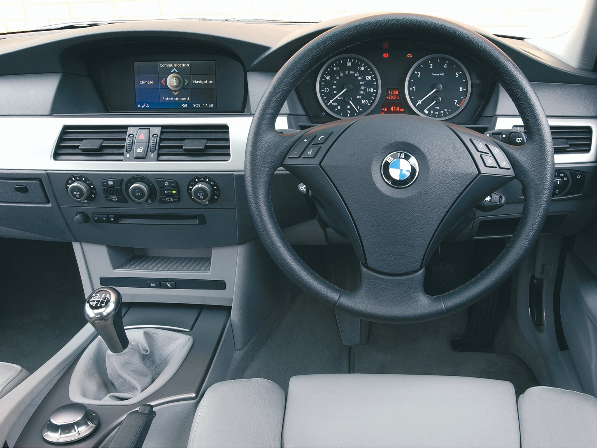 BMW 5 Series 5th (E60) Generation Interior Dashboard