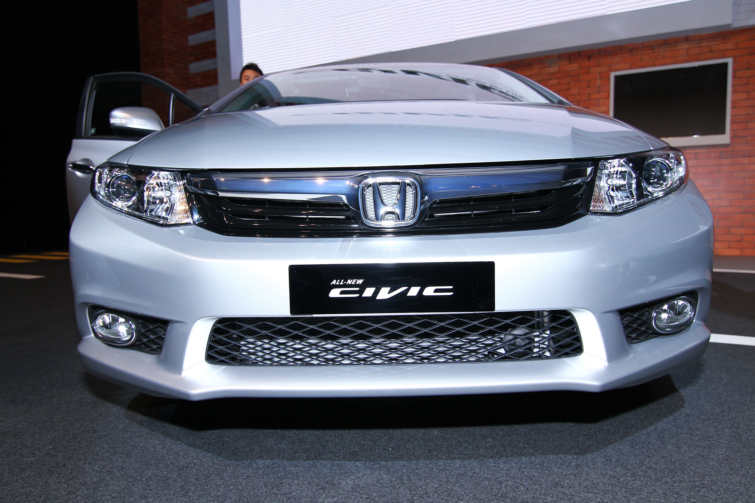 Honda Civic Exterior Front End