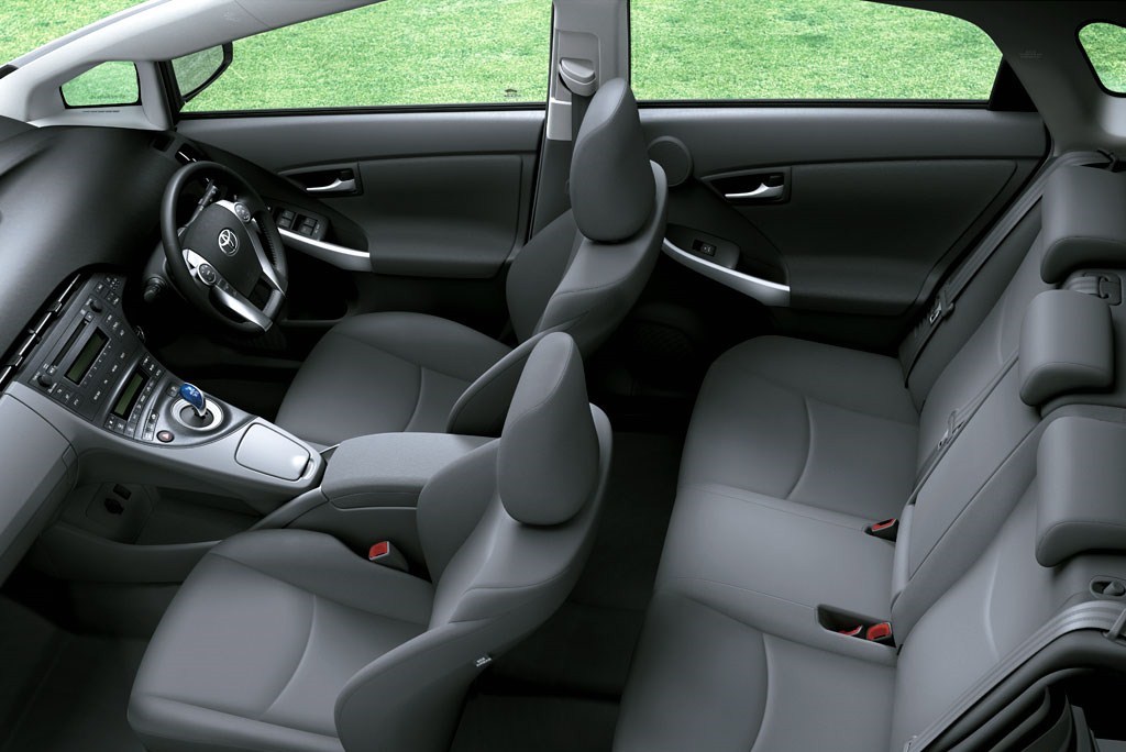 Toyota Prius 3rd Generation Interior Cabin