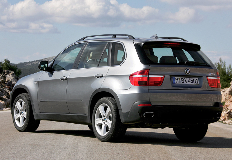 BMW X5 Series 2nd (E70) Generation Exterior Rear Side View